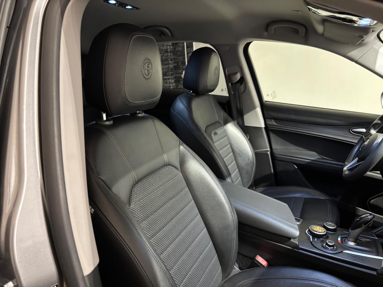 Alfa Romeo Stelvio 2.2 Turbodiesel 180 CV AT8 RWD Super