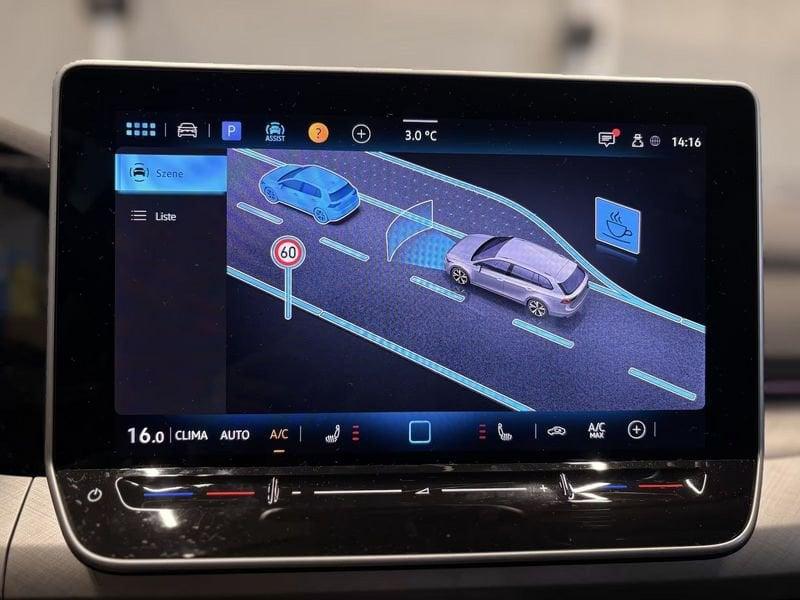 Volkswagen Golf Variant 1.5 eTSI ACT Life DSG Cockpit App Connect 16" Winter Pack