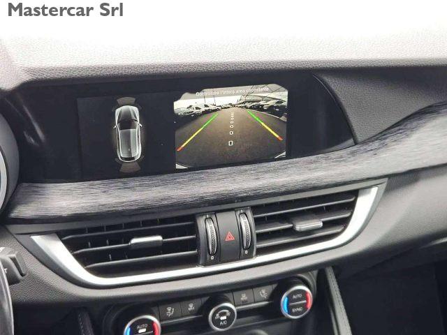 ALFA ROMEO Stelvio Stelvio 2.2 t Executive Q4 190cv auto - GF824LF
