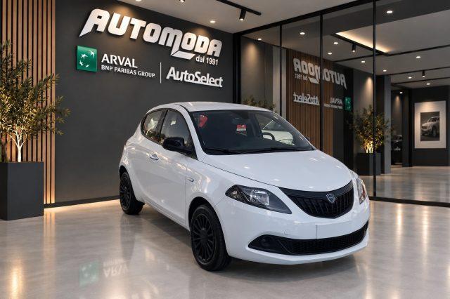 LANCIA Ypsilon HYBRID SILVER