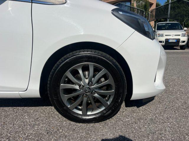 TOYOTA Yaris 1.4 D-4D 5 porte Lounge 1 PROP AUTO X NEOPATENTATI