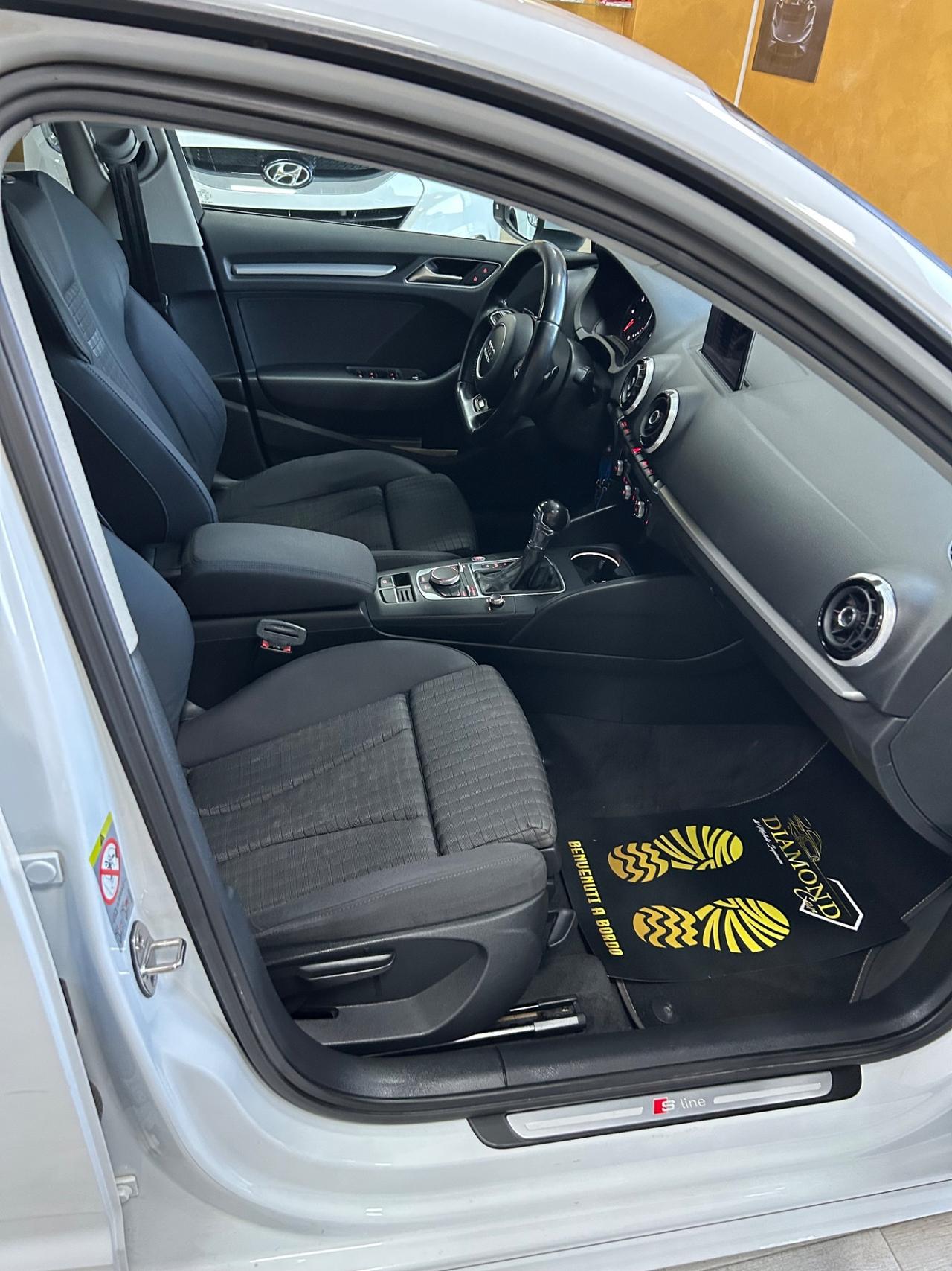 AUDI A3 2.0 Tdi S-LINE “AUT/F1/NAVI/LED/18”-2013