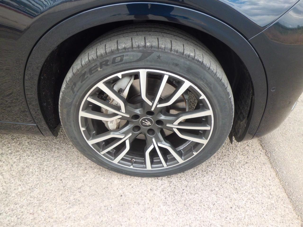Maserati Grecale V6 AWD Trofeo PrimaSerie CV 300