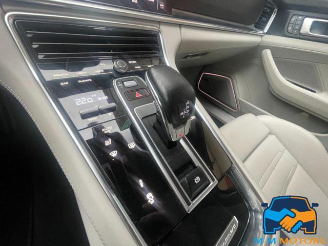 PORSCHE Panamera 2.9 4 Platinum Edition