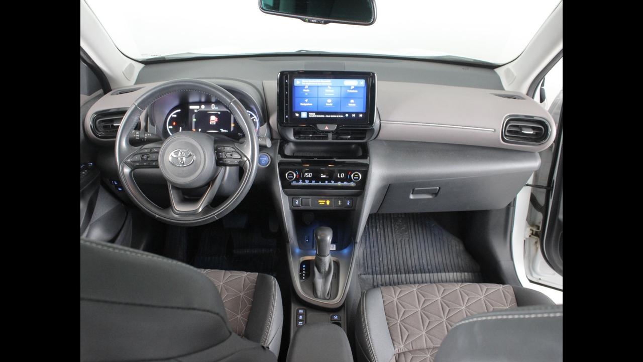 TOYOTA Yaris Cross - Yaris Cross 1.5h Lounge fwd 116cv e-cvt