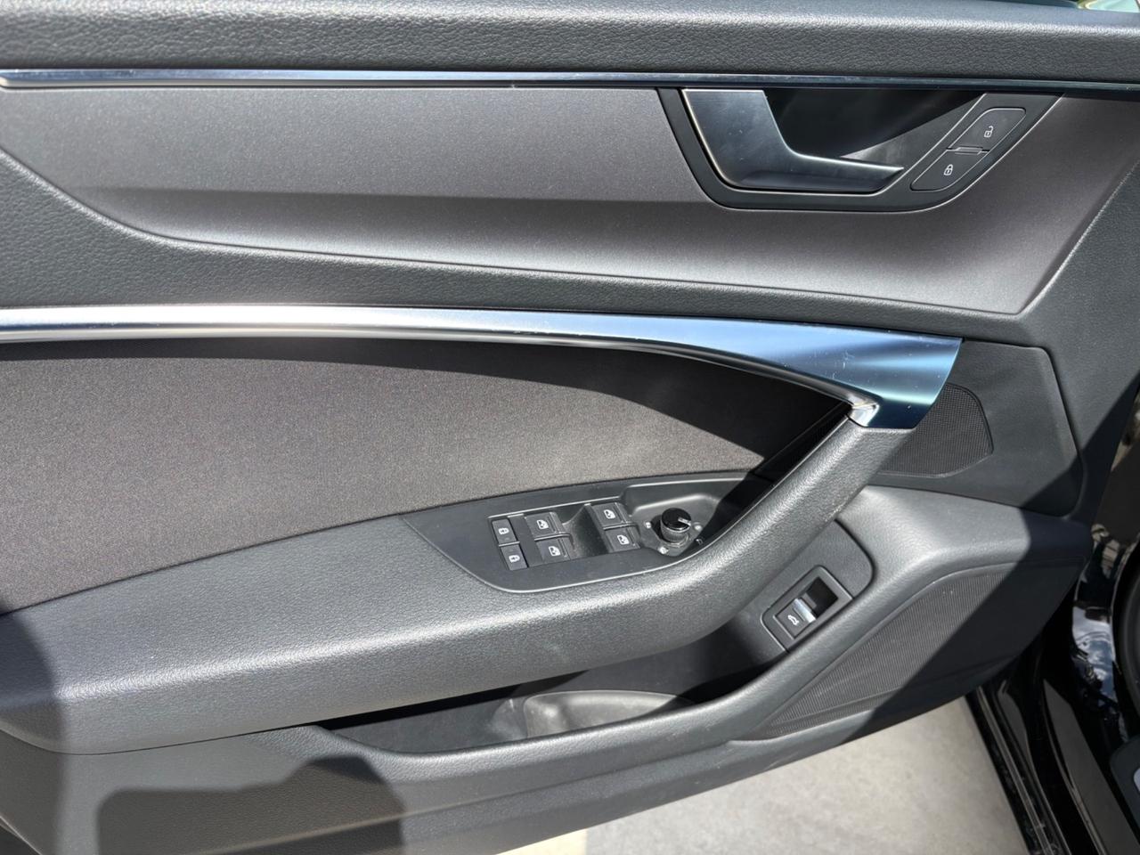 Audi A6 Avant 40 2.0 TDI S tronic Business Sport