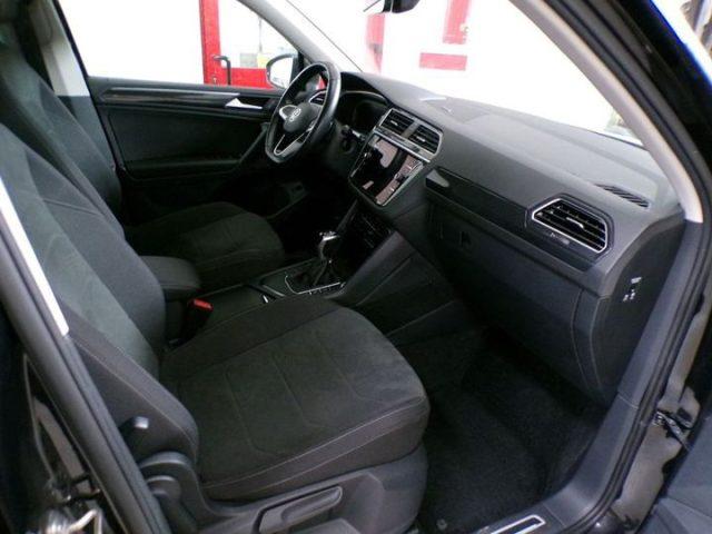 VOLKSWAGEN Tiguan 2.0 TDI 150CV DSG Elegance Fari Matrix, Cerchi 19