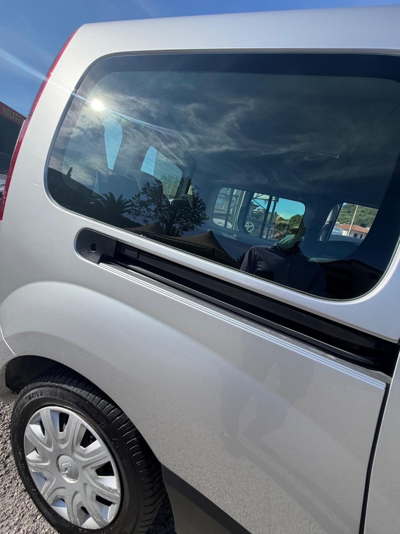 Renault Kangoo 1.5 dCi 110CV 5 porte Stop & Start Limited N1