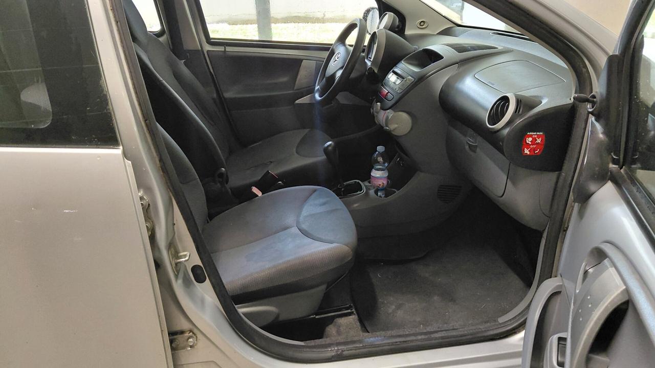 Toyota Aygo 1.0 12V VVT-i 5 porte