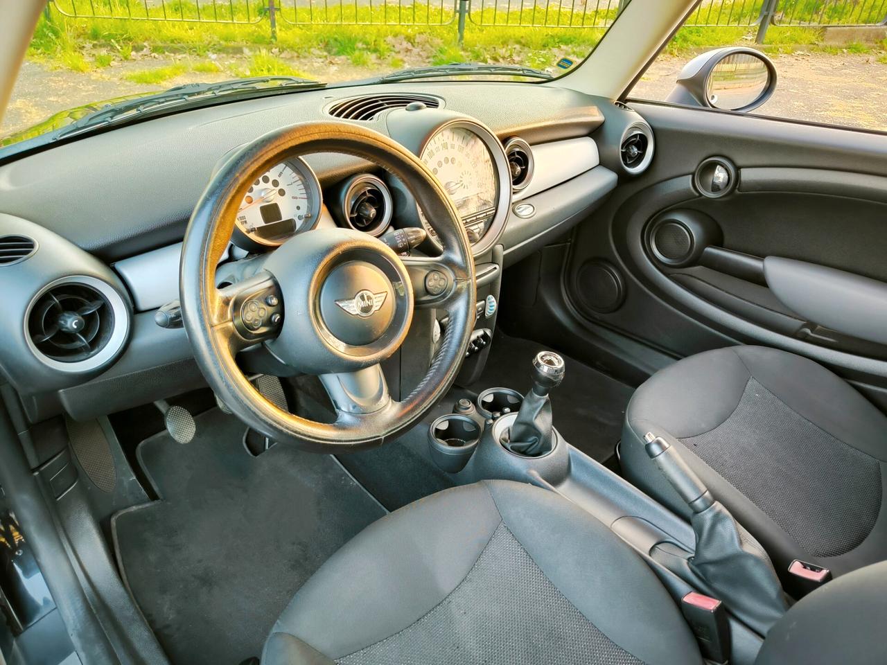 Mini 1.6 16V One (55kW) NEOPATENTATI