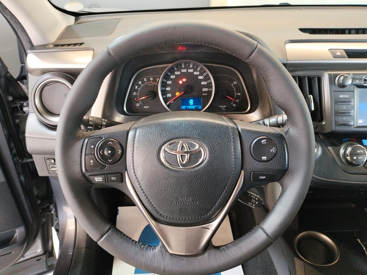 Toyota RAV 4 2.0 d-4d Active 4wd 124cv mt