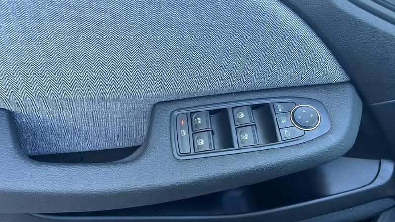 Renault Clio techno MY24 full hybrid E-Tech 145