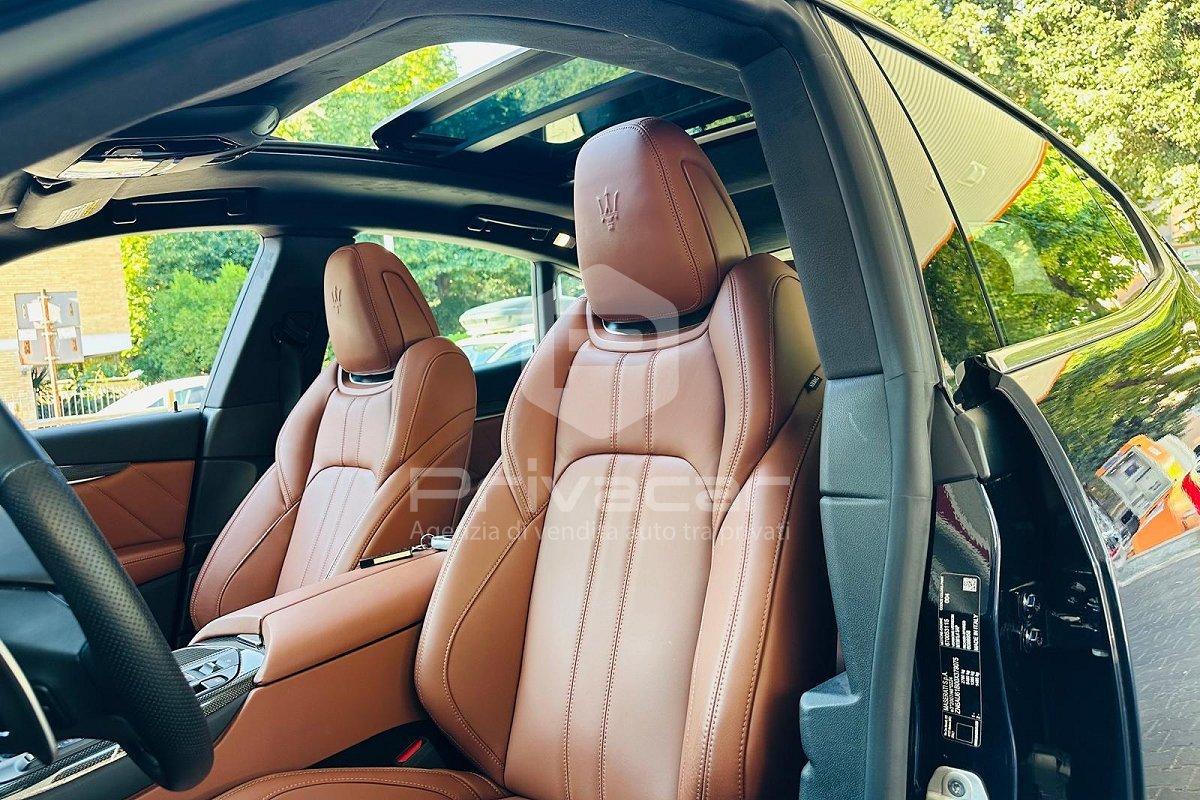 MASERATI Levante MHEV 330 CV AWD GT