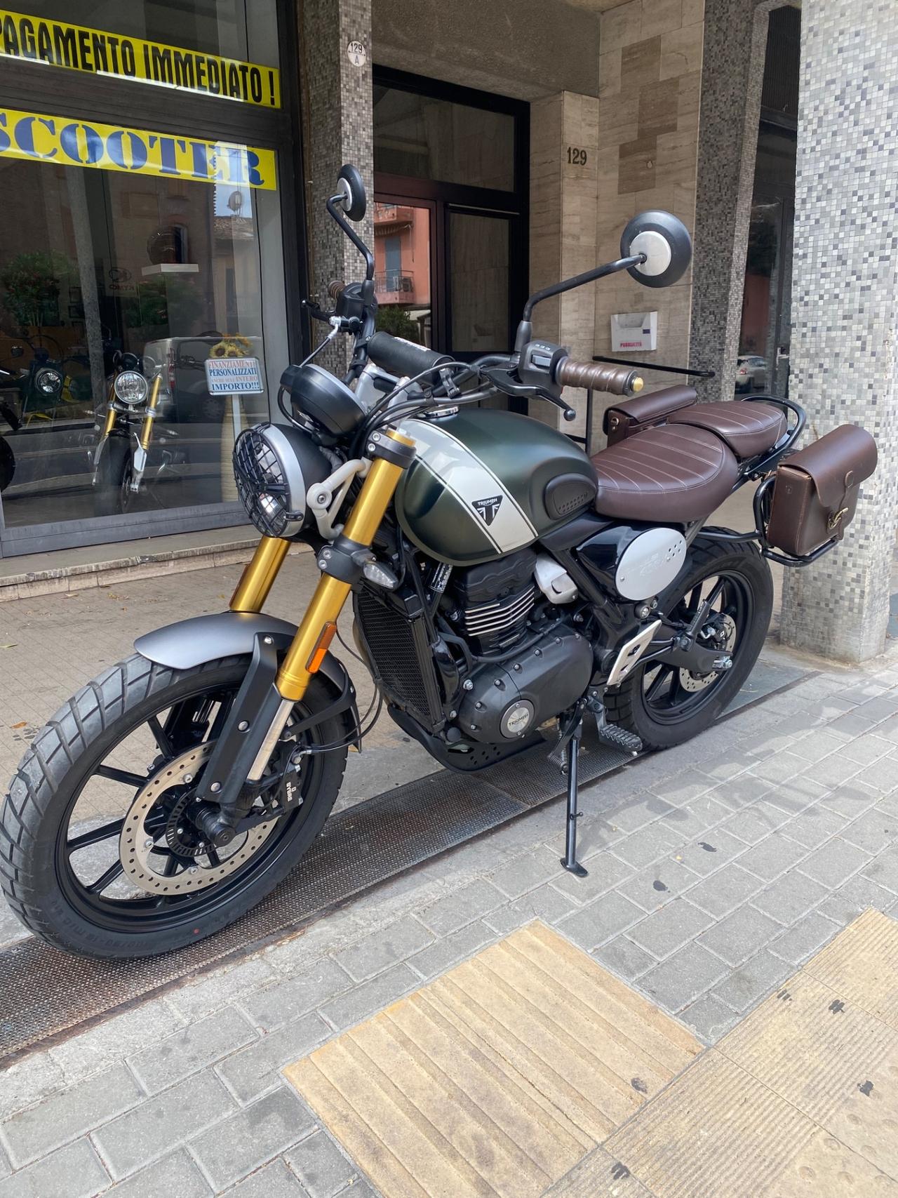 Triumph Scrambler 400 X anno 2024 km 3000 Come Nuova!