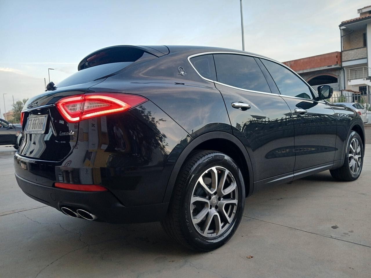 MASERATI Levante 3.0 V6 Diesel 250cv PARI AL NUOVO