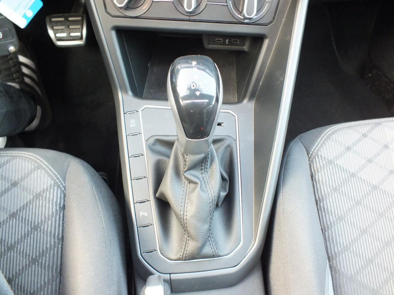 VW TAIGO TSI 110 CV DSG R-LINE -TETTO ADAPTIVE CRUIS C.