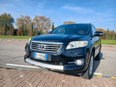 Toyota RAV 4 RAV4 Crossover 2.2 D-4D 150 CV DPF Exclusive