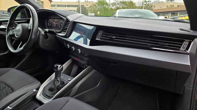 AUDI A1 SPB 25 TFSI S-LINE S-TRONIC IDENTITY BLACK LED UFF
