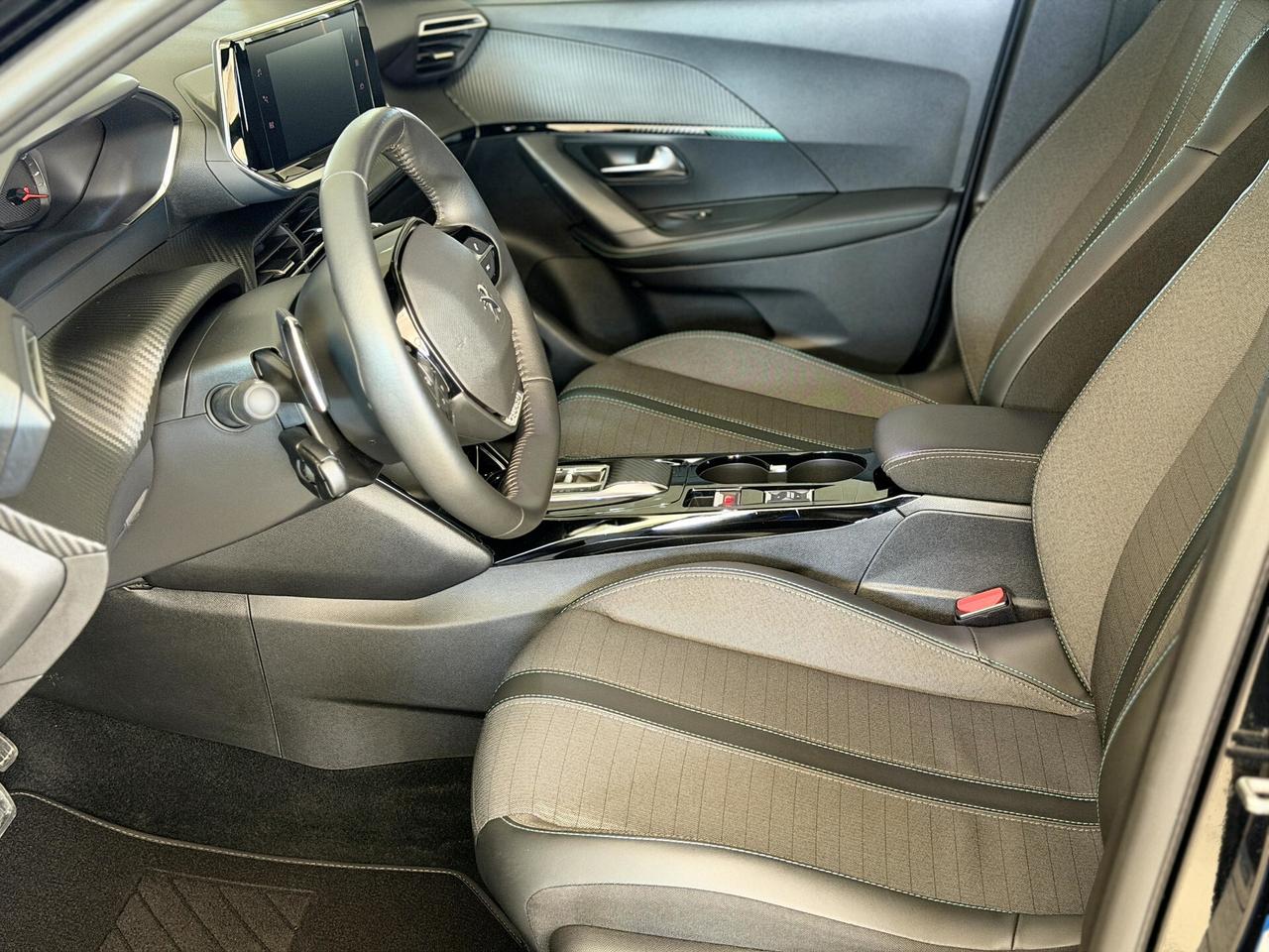 PEUGEOT 2008 Allure Navi - BlueHDi 130cv EAT8