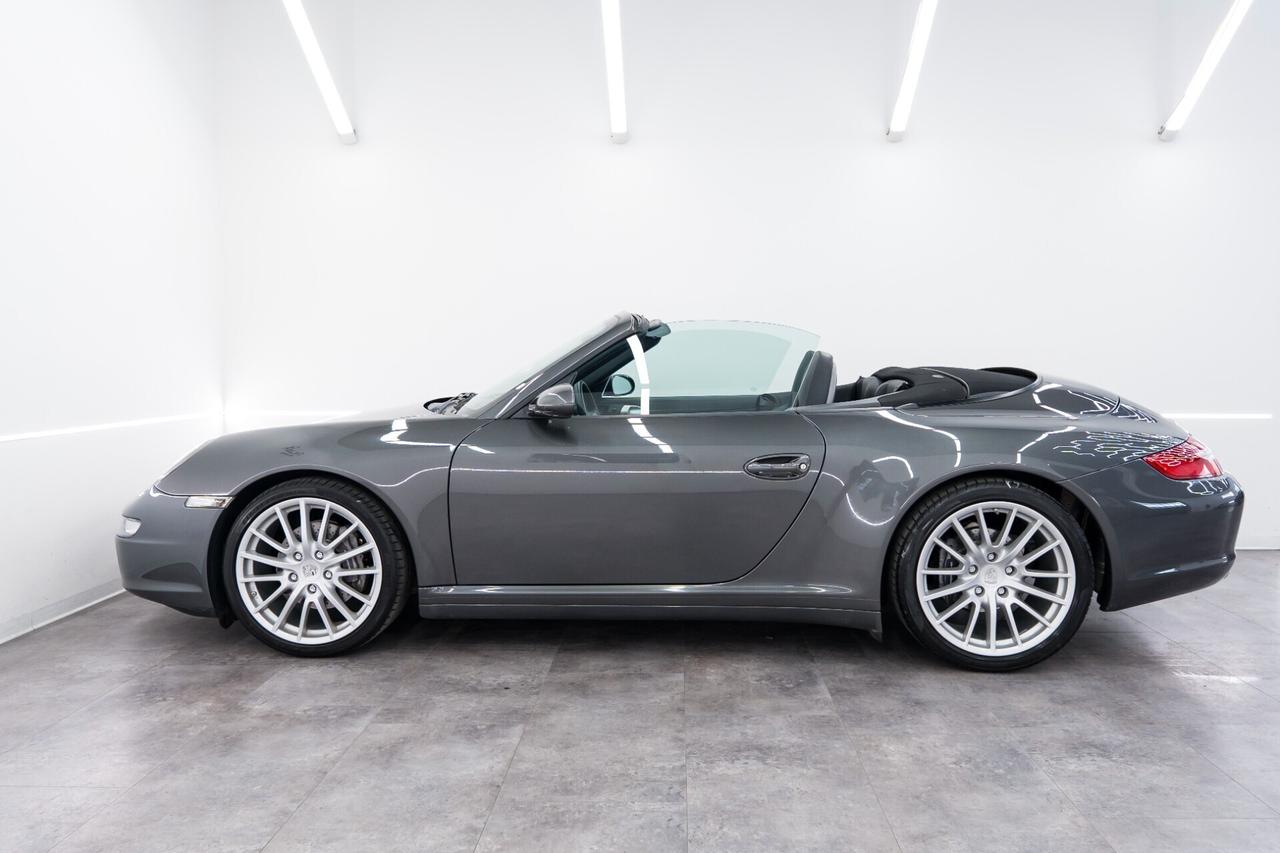 Porsche 911 Carrera 4 Cabriolet