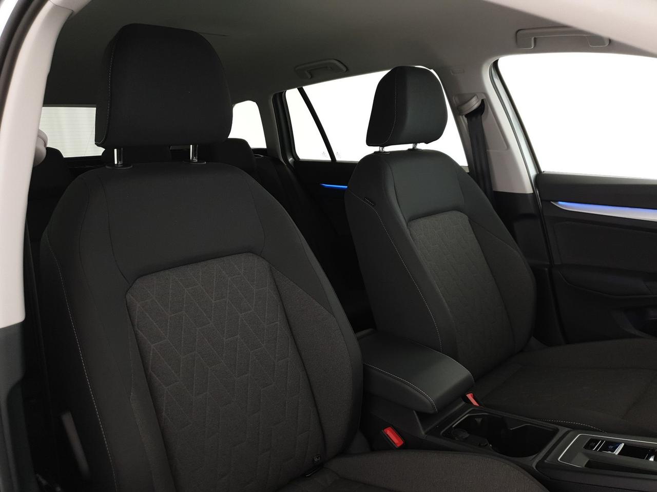 Volkswagen Golf variant 2.0 tdi life 150cv dsg