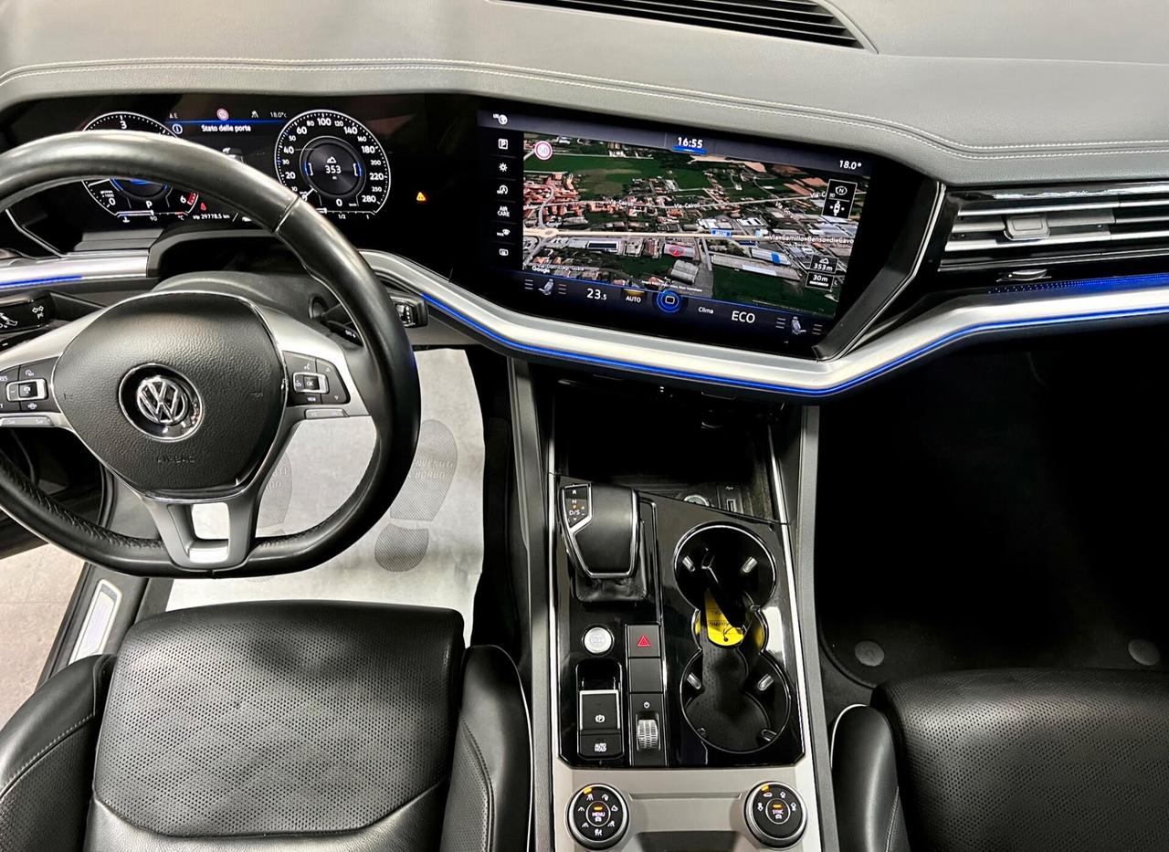Volkswagen Touareg 3.0 V6 TDI 286 CV SCR R Line