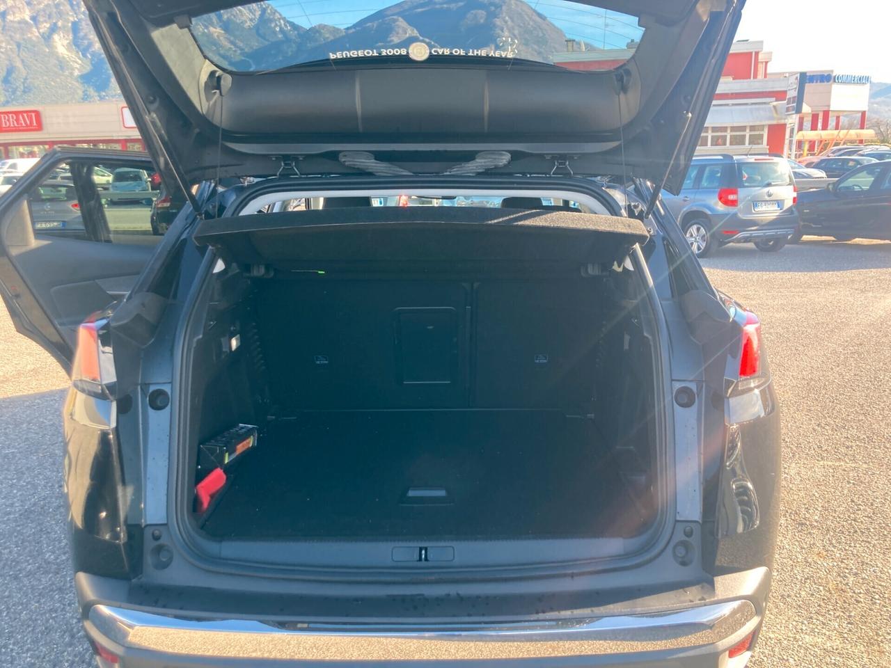 Peugeot 3008 BlueHDi 120 S&S Business