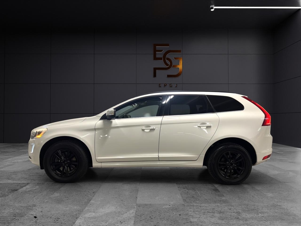 Volvo XC 60 XC60 D5 AWD Geartronic Momentum