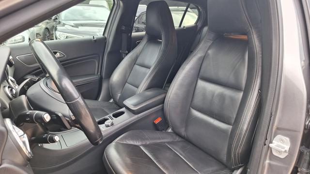 MERCEDES-BENZ GLA 220 CDI Automatic 4Matic Sport N°FG972