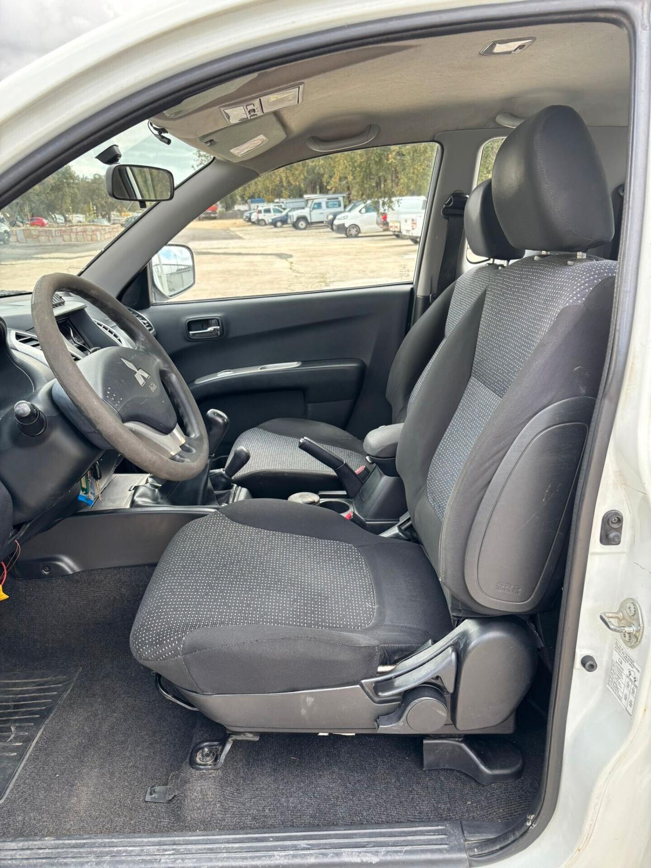 MITSUBISHI L200 2.5 DID 178 CV CLUB CAB