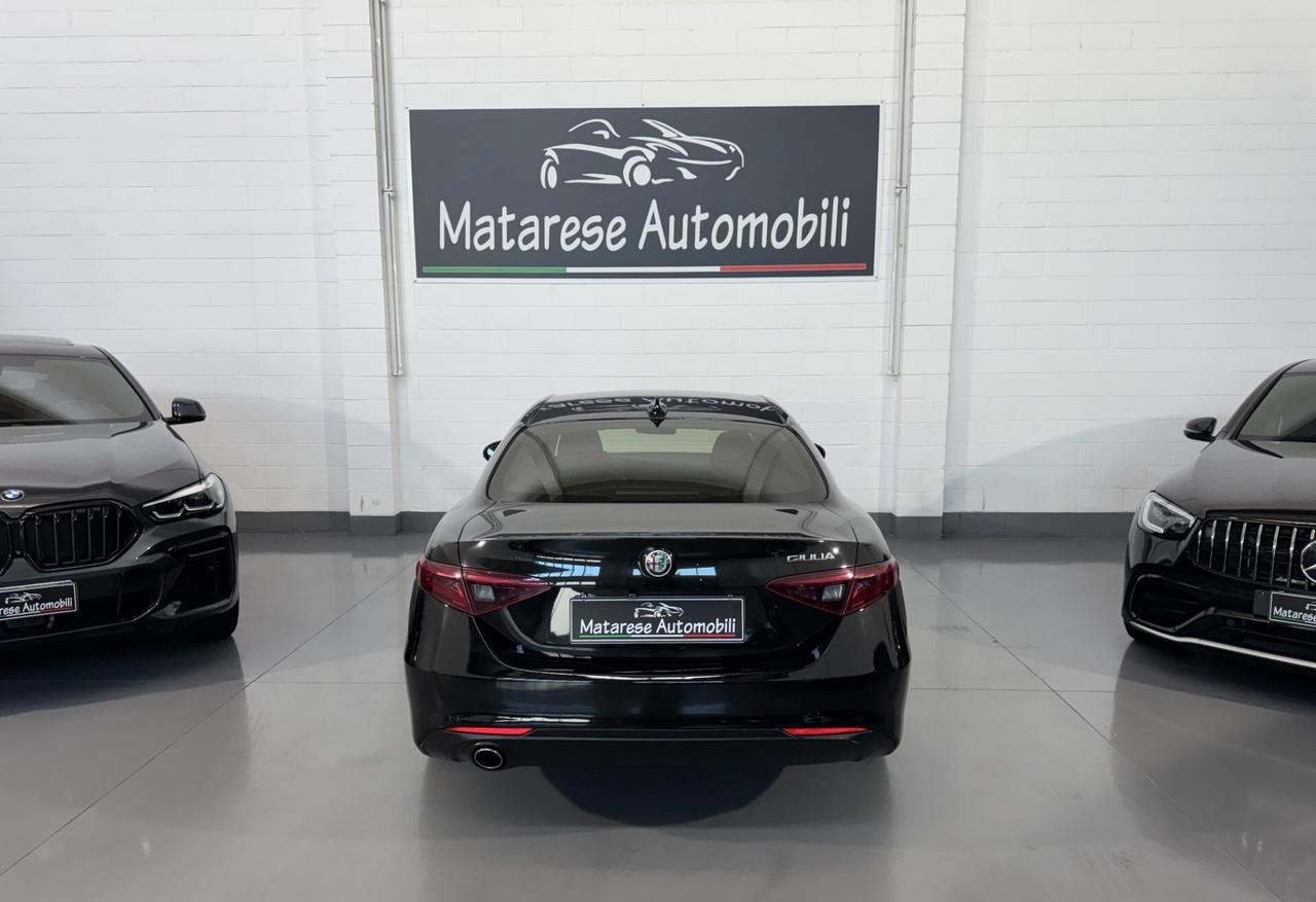 Alfa Romeo Giulia 2.2cc 150cv Automatica Bluetooth Finanziabile