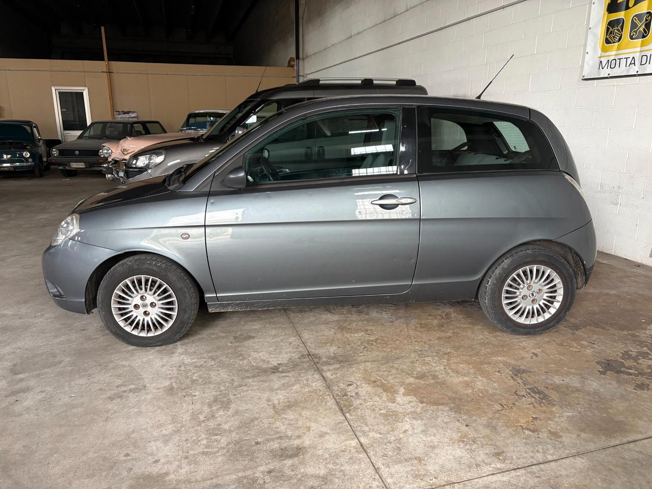 Lancia Ypsilon 1.2 Clima Neopatentati