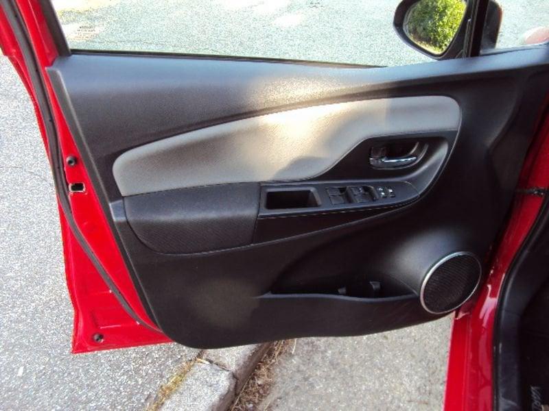 Toyota Yaris 1.5 Hybrid 5 porte Cool Autocarro