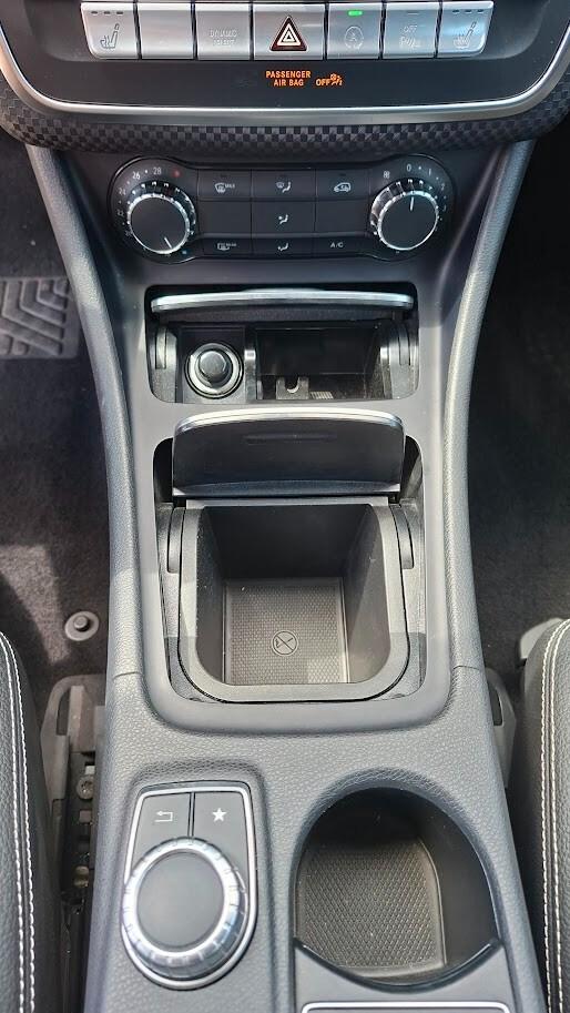 Mercedes-benz A 200 d Premium (W176)