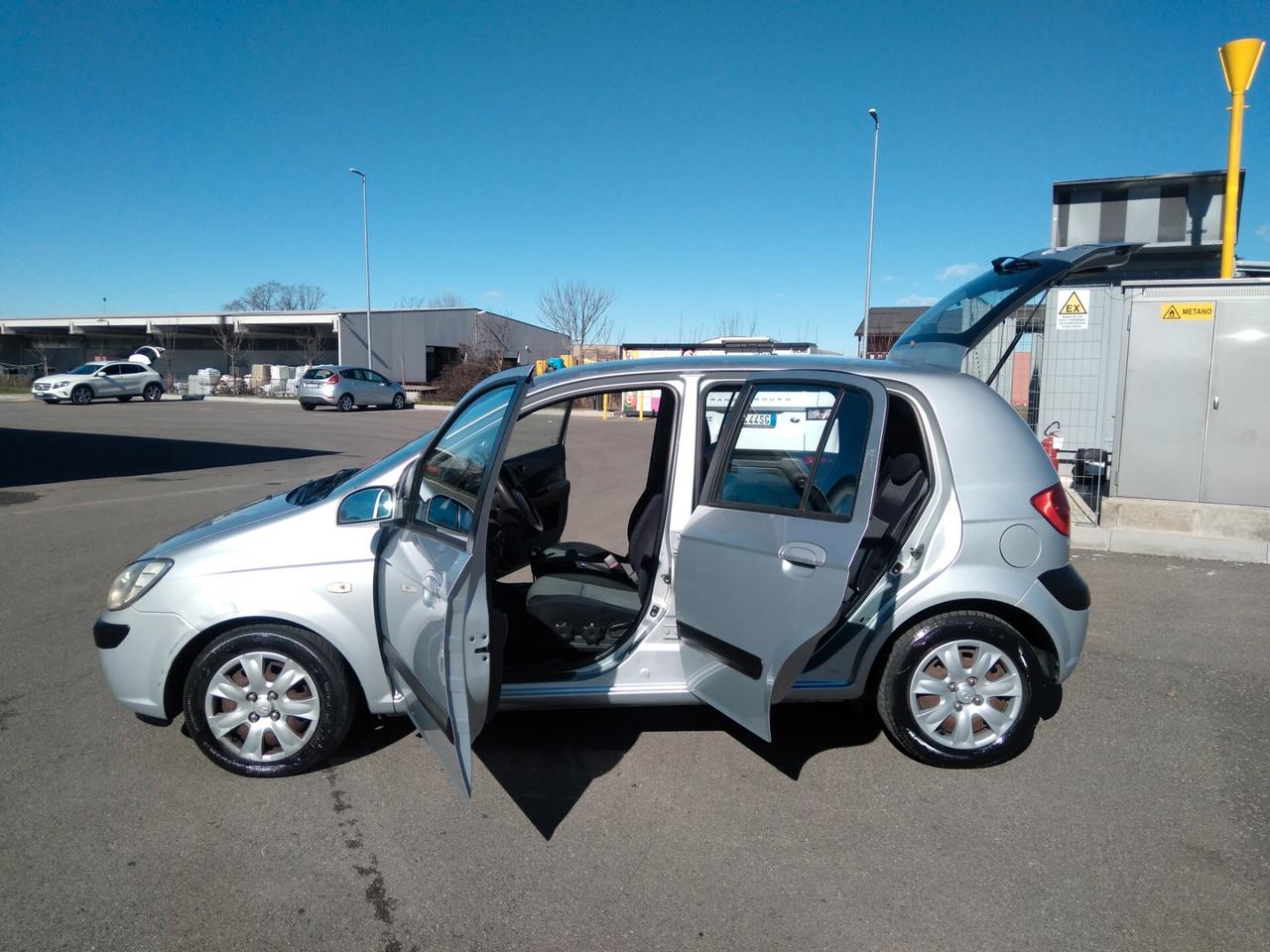 Hyundai Getz 1.4 16V 97cv 5p. Active cambio automatico x neopatentati