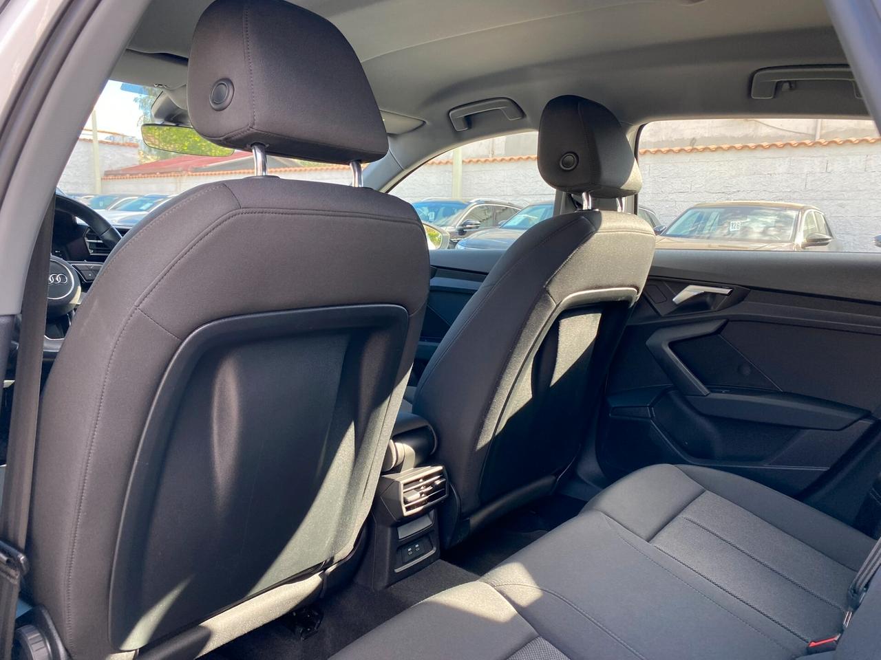 Audi A3 Sportback Business 2.0 TDI 150CV s-tronic 35