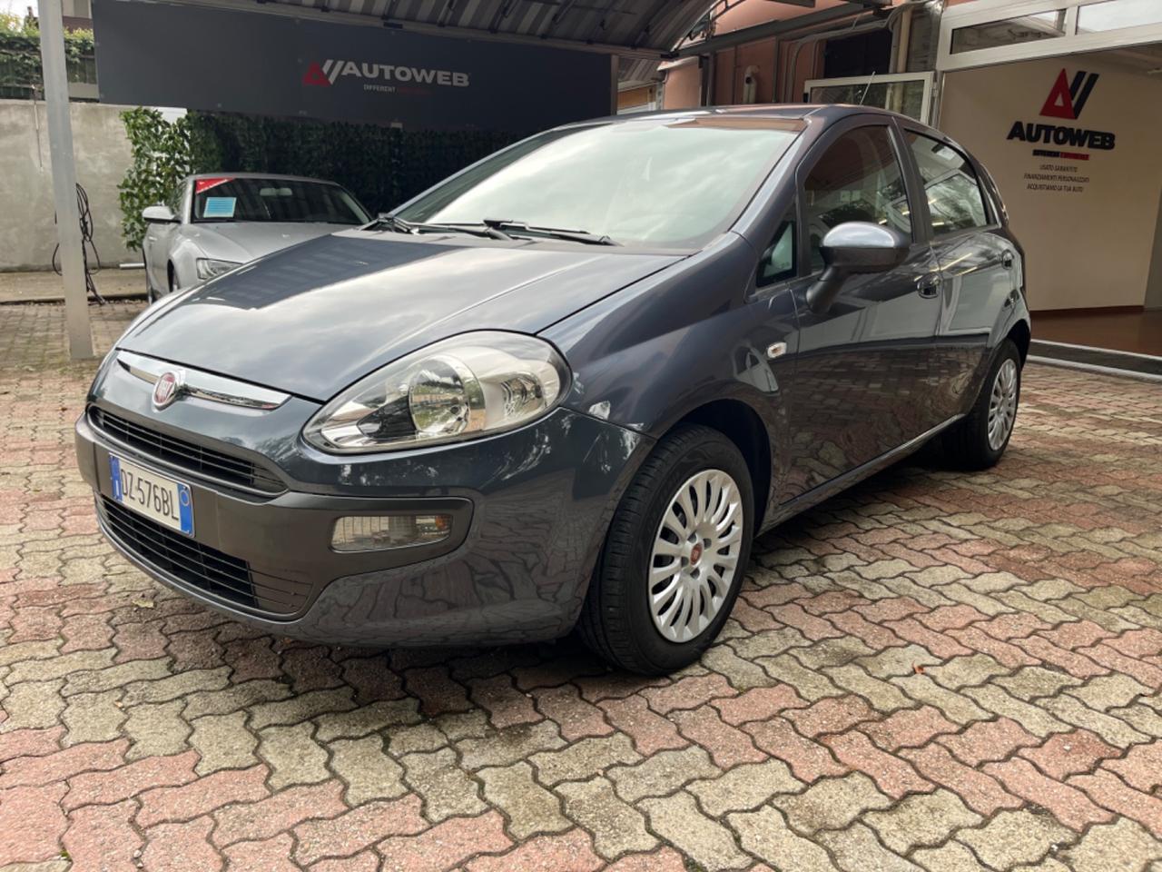 Fiat Punto Evo 1.4 benzina * NEOPATENTATI * SOLO 59000KM*