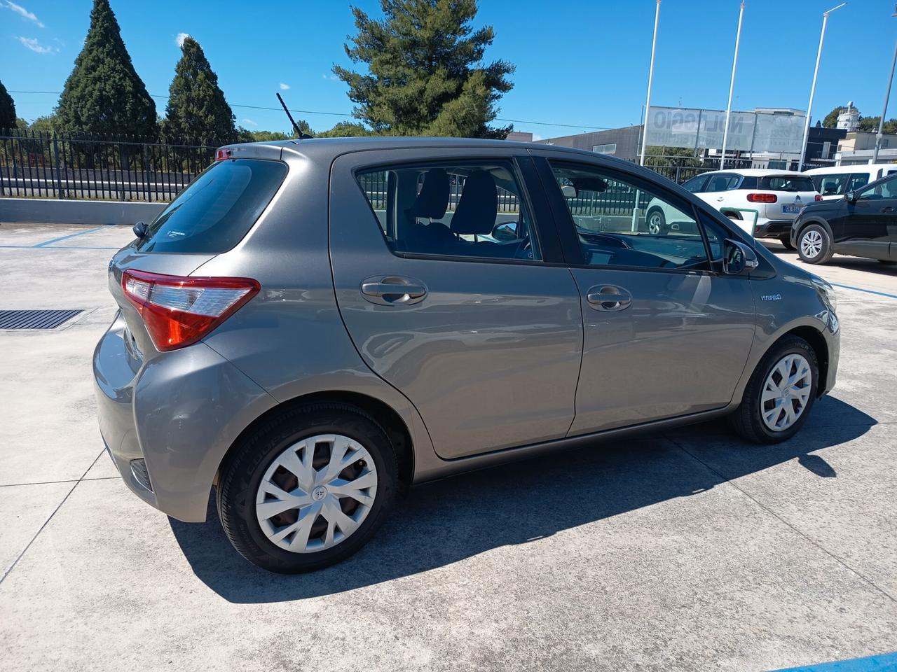 Toyota Yaris 1.5 Hybrid 5 porte Active