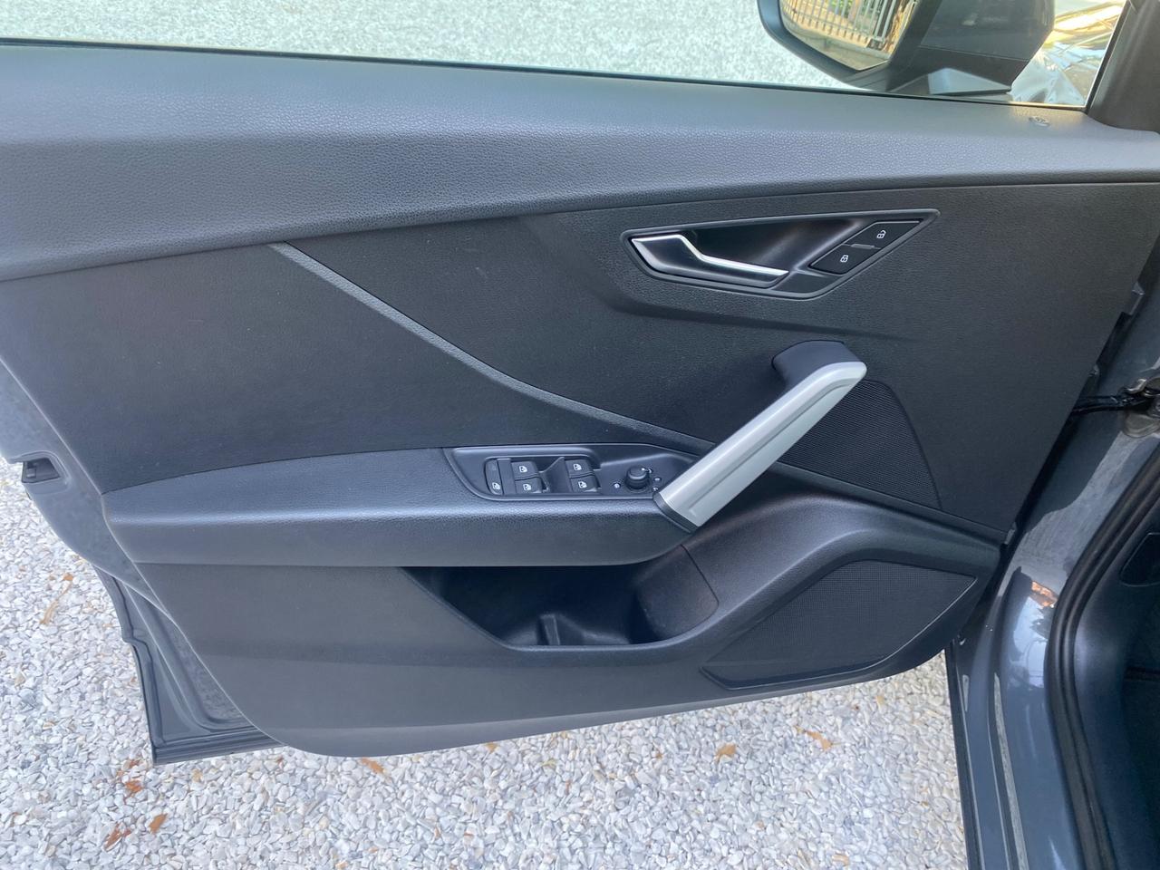 Audi Q2 1.6 TDI ADVANCED NEOPATENTATI!!!