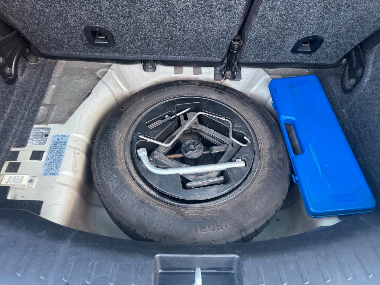 Lancia Ypsilon 1.2 69 CV 5 porte S&S Silver NEOPATENTATI