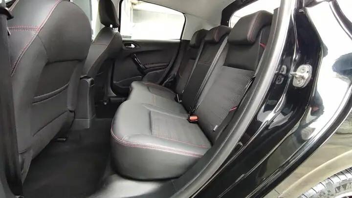 Peugeot 208 PureTech Turbo 110 S&S 5 porte GT Line