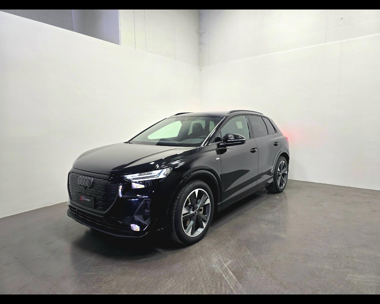 AUDI Q4 45 E-TRON QUATTRO S-LINE