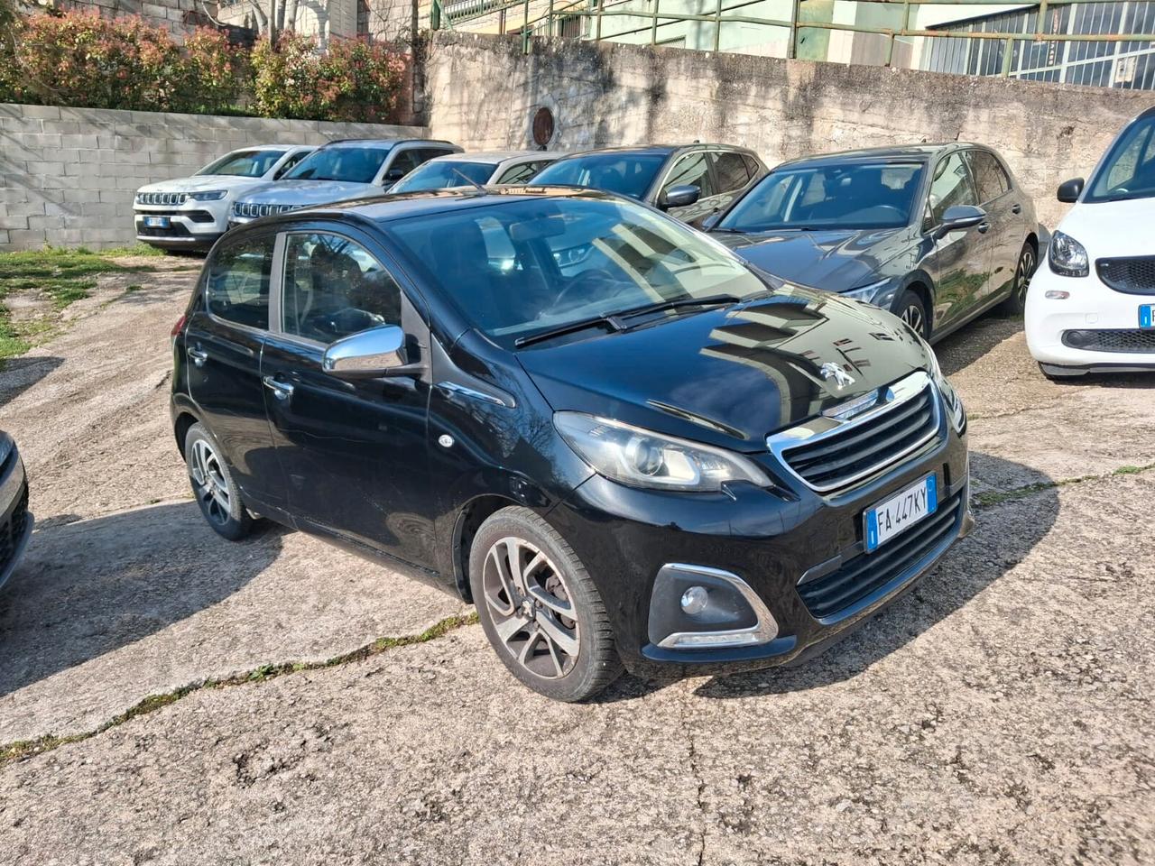 Peugeot 108 VTi 82 CV 5 porte Allure