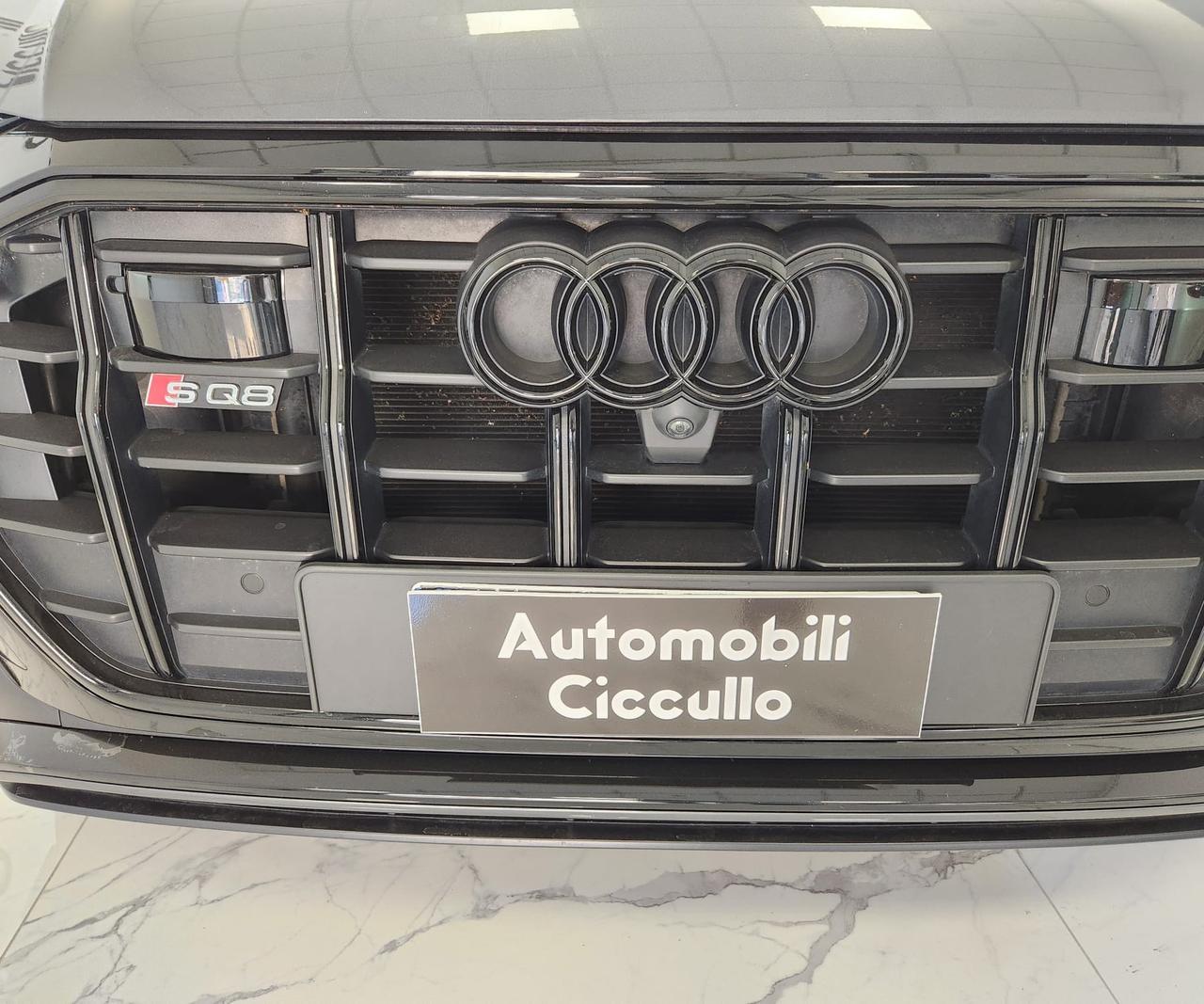 AUDI Q8 SQ8 TDI quattro tiptronic