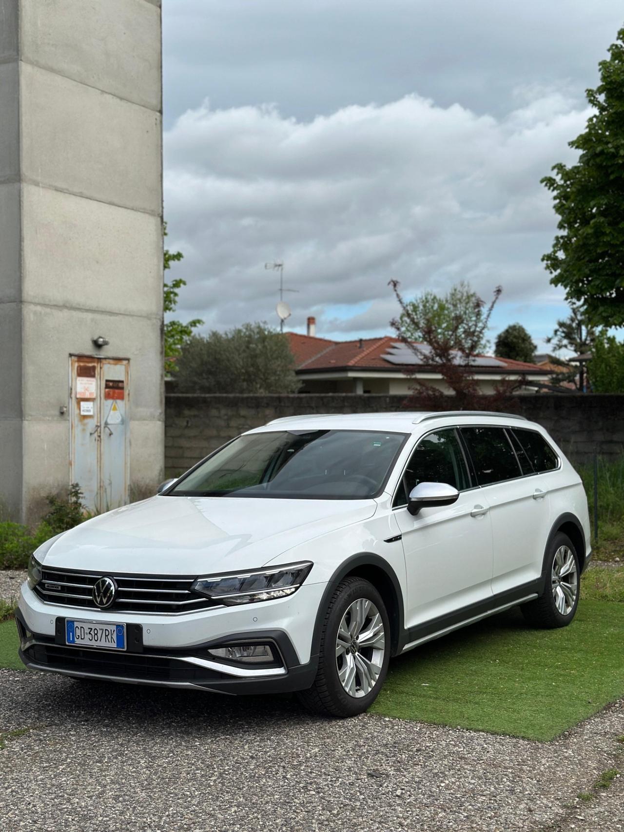 Volkswagen Passat Alltrack 2.0 TDI 200 CV 4MOTION DSG