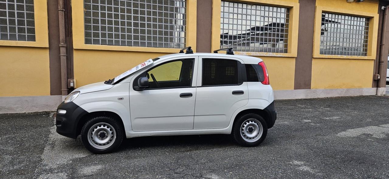 FIAT PANDA 1.2 69 CV VAN BENZINA/ GPL DELLA CASA - KM. 71.000 - PROSSIMO RINNOVO 10/2026 NO IVA ESPOSTA