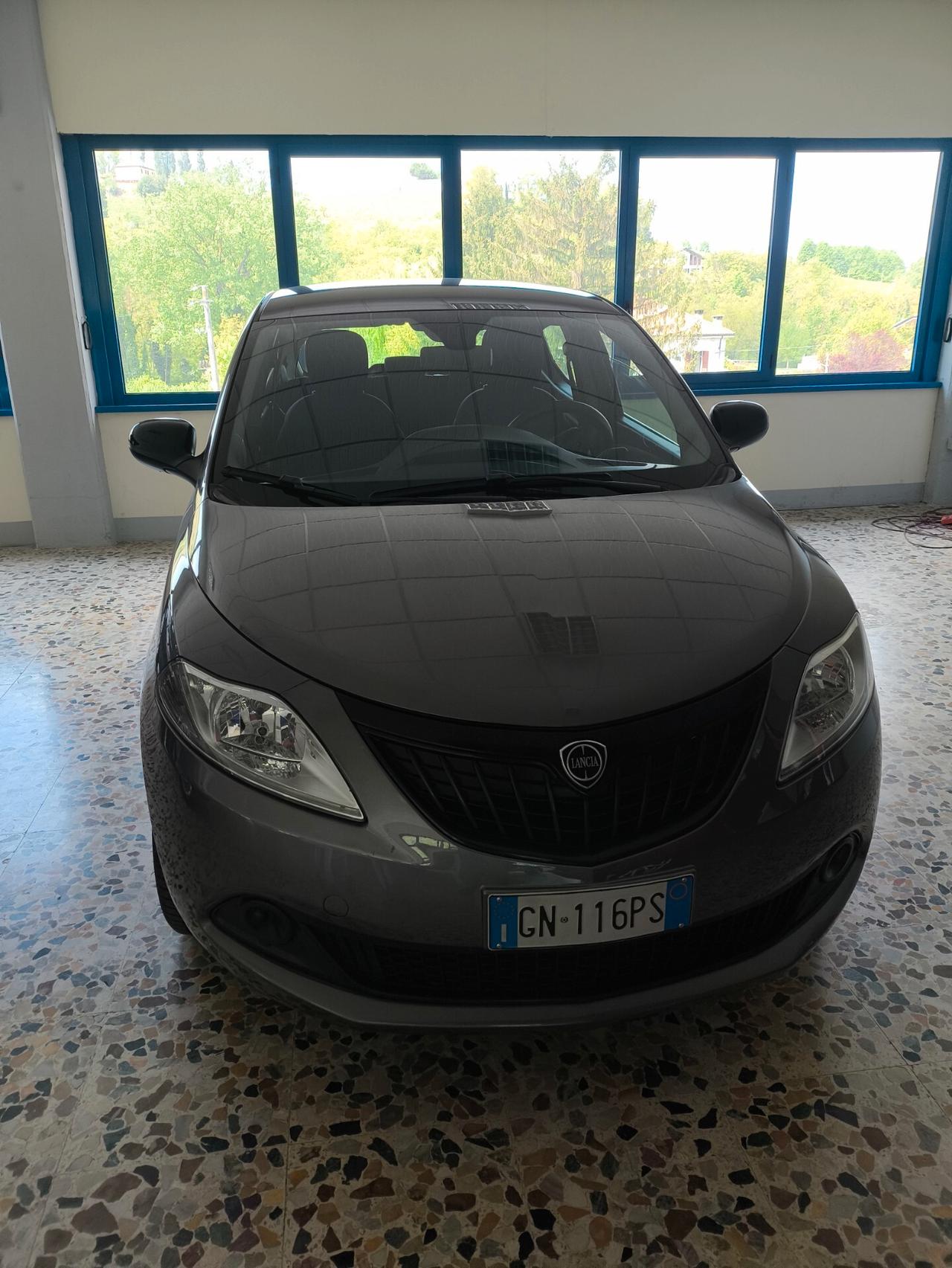 Lancia Ypsilon 1.0 FireFly 5 porte S&S Hybrid Silver Plus