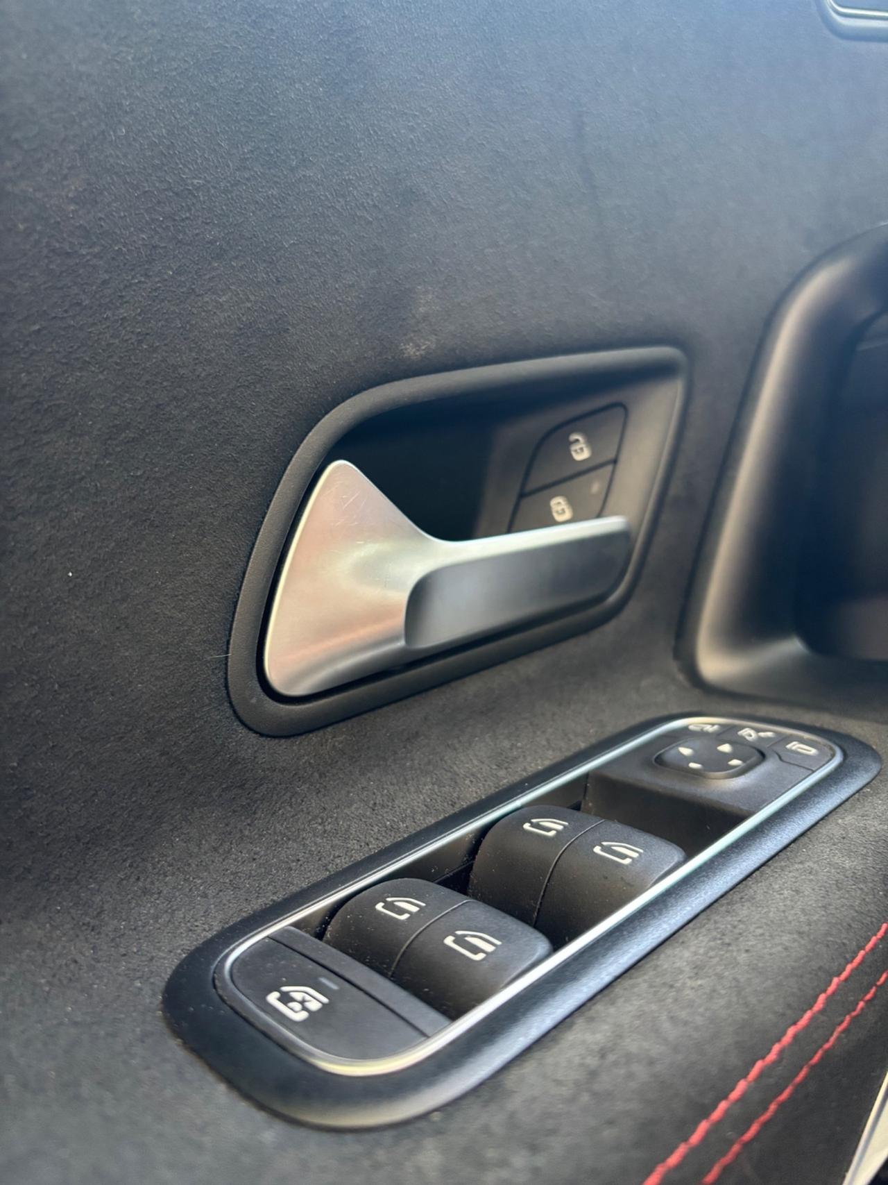 Mercedes-benz A 200 d Automatic AMG Line Premium Plus