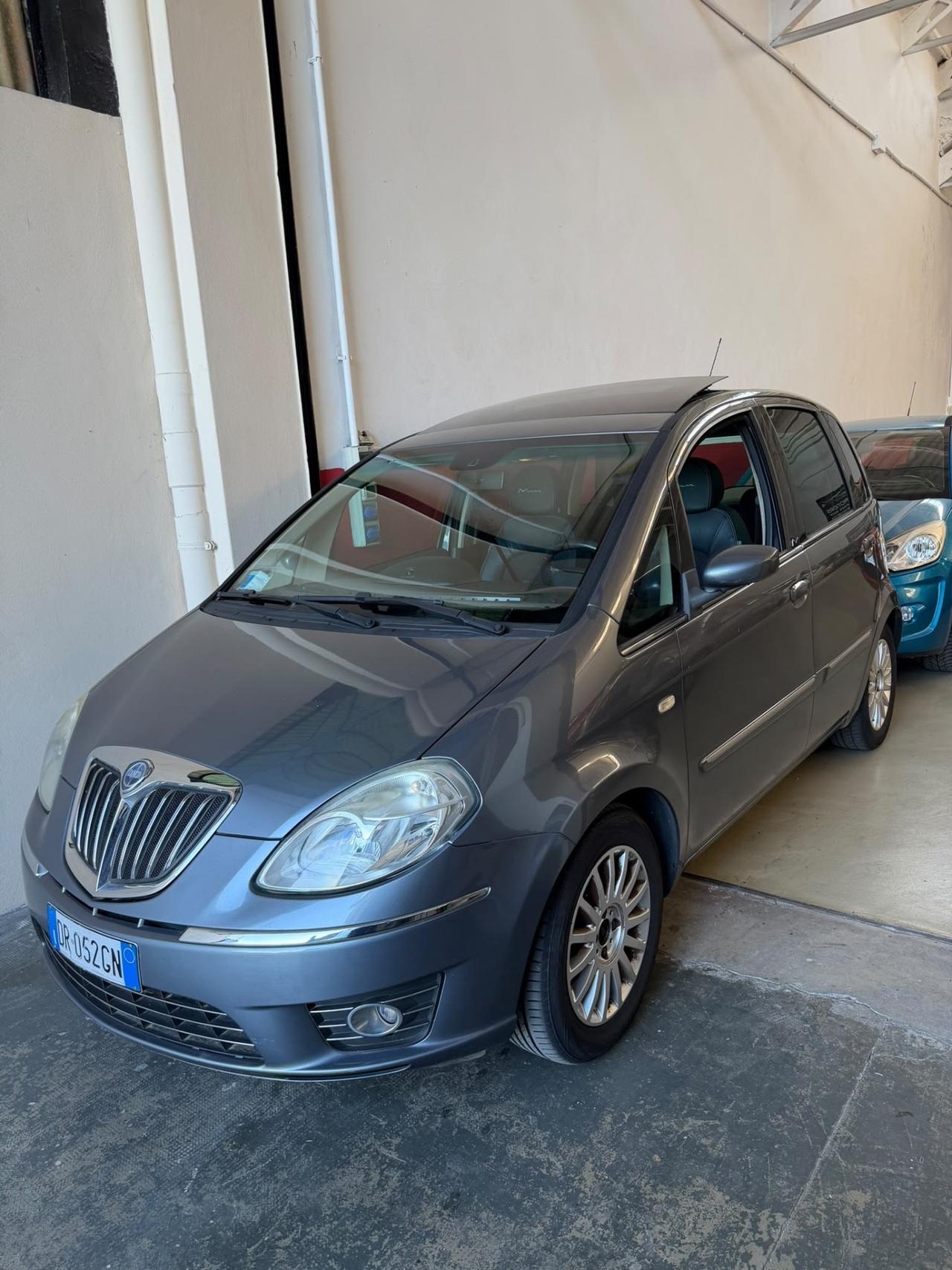 Lancia MUSA 1.4 16V Poltrona Frau