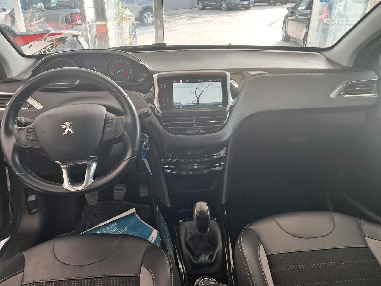 Peugeot 2008 BlueHDi 100 S&S Allure